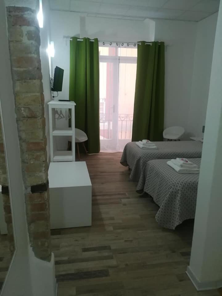 Bed and Breakfast B.House à Cagliari Extérieur photo