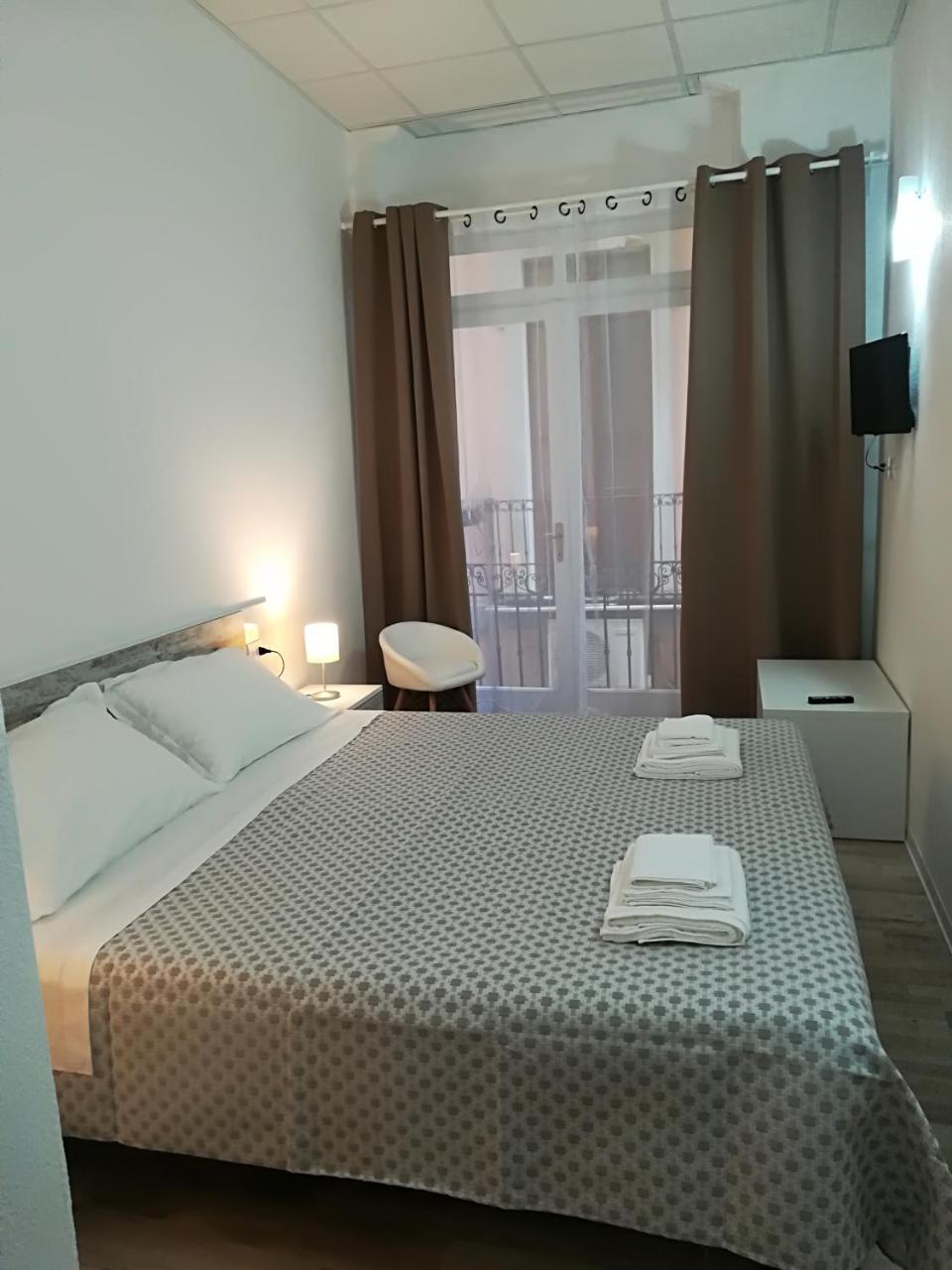 Bed and Breakfast B.House à Cagliari Extérieur photo