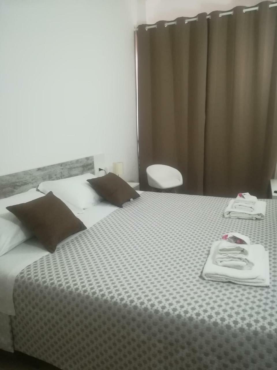 Bed and Breakfast B.House à Cagliari Extérieur photo